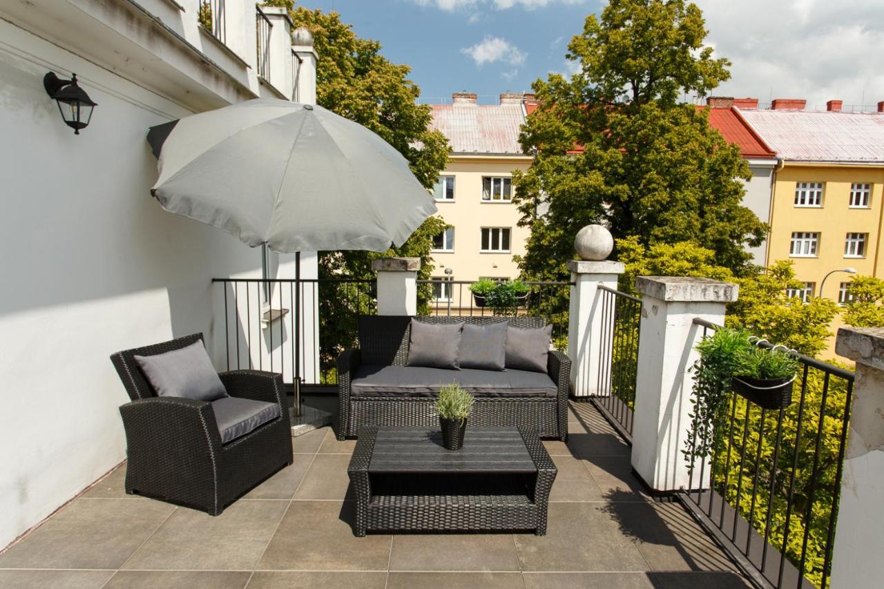 Apartments Villa Whitehouse Ostrava Esterno foto