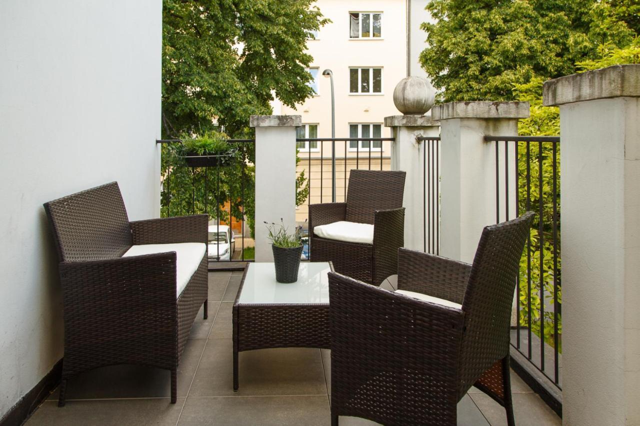 Apartments Villa Whitehouse Ostrava Esterno foto